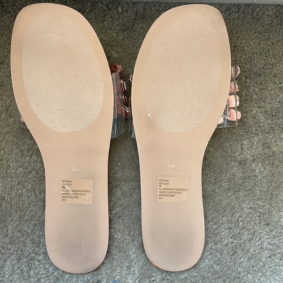 Sandals - Picture 2 of 6